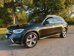 Schwarz Gebraucht 2019 Mercedes GLC200 SUV | 29.990 € (Fairer Preis)