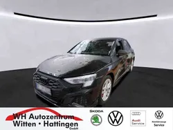 Mythosschwarz metallic Gebraucht 2023 Audi S3 Ambiente Limousine | 44.887 € (Fairer Preis)