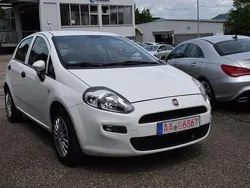 Weiß Gebraucht 2017 Fiat Punto Mystyle Kleinwagen | 5.980 € (Etwas zu teuer)