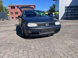 Grau Gebraucht 2000 VW Golf IV Limousine | 999 € (Guter Preis)