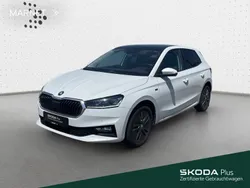 Moonweiß perleffekt Gebraucht 2024 Skoda Fabia Selection Limousine | 21.490 € (Fairer Preis)