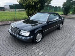 Schwarz Gebraucht 1993 Mercedes 300 Sportline Cabrio | 13.599 €
