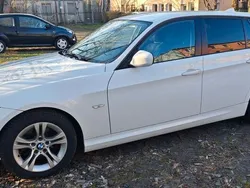 Weiß Gebraucht 2012 BMW 320 Kombi | 7.400 € (Superpreis)