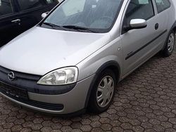 Grau Gebraucht 2001 Opel Corsa Comfort Limousine | 580 € (Guter Preis)