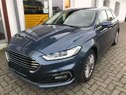 Chroma blau metallic Gebraucht 2022 Ford Mondeo Titanium Kombi | 27.399 € (Teuer)