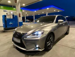 Grau Gebraucht 2013 Lexus IS300h Sport Line Limousine | 22.500 € (Fairer Preis)