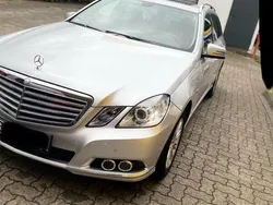 Silber Gebraucht 2011 Mercedes E200 Elegance Kombi | 10.300 € (Guter Preis)