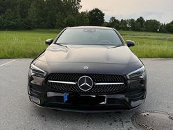 Schwarz Gebraucht 2019 Mercedes CLA200 AMG line Coupé | 28.700 € (Etwas zu teuer)