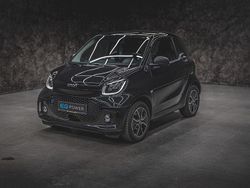 Schwarz Gebraucht 2024 Smart ForTwo Electric Drive Passion Exclusive Coupé | 18.222 € (Etwas zu teuer)