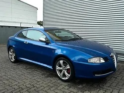 Blau Gebraucht 2009 Alfa Romeo GT Coupé | 5.000 €
