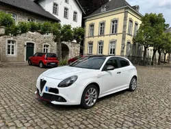 Weiß Gebraucht 2016 Alfa Romeo Giulietta Veloce Kleinwagen | 16.990 € (Fairer Preis)