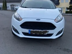 Weiß Gebraucht 2017 Ford Fiesta Cool & Connect Kleinwagen | 7.450 € (Guter Preis)