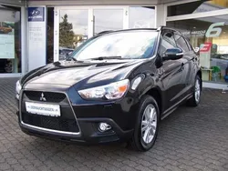 Schwarz metallic Gebraucht 2010 Mitsubishi ASX Intense SUV | 12.890 €