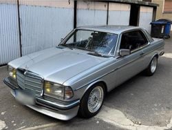 Silber Gebraucht 1980 Mercedes 230 AMG Coupé | 16.200 €