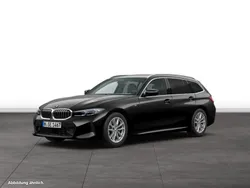 Schwarz Gebraucht 2024 BMW 330 Kombi | 49.518 €