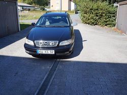 Schwarz Gebraucht 2002 Opel Omega Kombi | 2.750 € (Teuer)