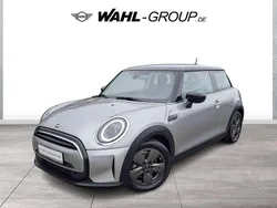 Grau Gebraucht 2023 Mini Cooper Classic Kleinwagen | 22.890 € (Fairer Preis)