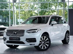 Weiß Gebraucht 2020 Volvo XC90 Inscription SUV | 36.800 € (Fairer Preis)