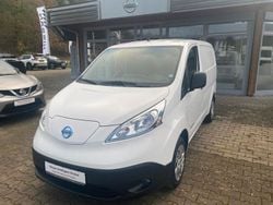 White/weiß Gebraucht 2021 Nissan e-NV200 Comfort Van / Kleinbus | 16.990 € (Fairer Preis)