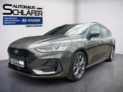 Magneticgrau (metallic) Gebraucht 2024 Ford Focus ST-Line Kombi | 23.680 € (Superpreis)