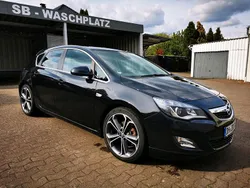 Schwarz Gebraucht 2012 Opel Astra Sport Limousine | 5.500 € (Fairer Preis)