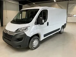 Weiss Gebraucht 2022 Citroën Jumper Van / Kleinbus | 21.990 € (Guter Preis)
