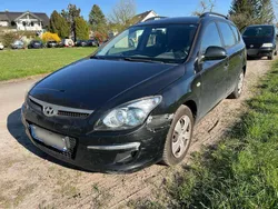 Schwarz Gebraucht 2010 Hyundai i30 Kombi | 500 € (Superpreis)
