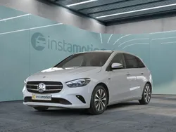 Weiß Gebraucht 2021 Mercedes B250e Van / Kleinbus | 25.120 € (Fairer Preis)