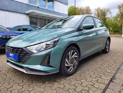 Mangrove green Neu 2025 Hyundai i20 Limousine | 16.980 € (Guter Preis)