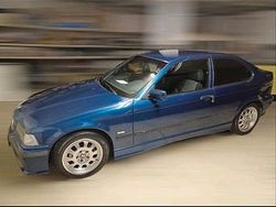 Blau Gebraucht 2000 BMW 316 Kleinwagen | 4.800 €