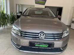 Braun Gebraucht 2011 VW Passat Kombi | 11.490 €