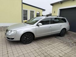 Grau Gebraucht 2010 VW Passat Comfortline Kombi | 3.699 € (Fairer Preis)