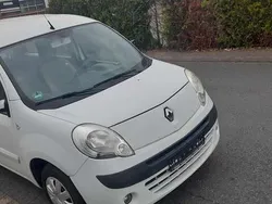 Gletscherweiss Gebraucht 2012 Renault Kangoo Happy Family Van / Kleinbus | 3.200 € (Superpreis)