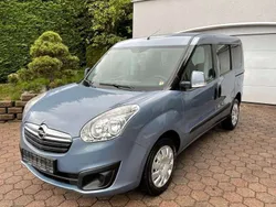 Blau Gebraucht 2013 Opel Combo Edition Van / Kleinbus | 4.450 € (Guter Preis)