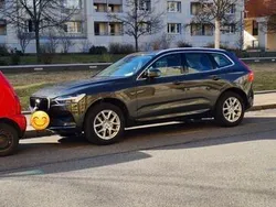 Grau Gebraucht 2019 Volvo XC60 Momentum SUV | 26.500 € (Fairer Preis)