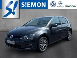 Grau Gebraucht 2016 VW Golf VII Allstar Limousine | 14.780 € (Fairer Preis)