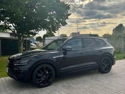 Schwarz Gebraucht 2018 VW Touareg Black Edition SUV | 39.900 € (Teuer)