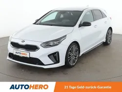 Weiß Gebraucht 2020 Kia Ceed GT GT-Line Limousine | 19.070 € (Guter Preis)