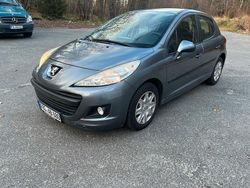 Silber Gebraucht 2011 Peugeot 207 Kleinwagen | 3.999 € (Fairer Preis)