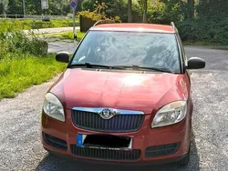 Rot Gebraucht 2008 Skoda Fabia Kombi | 2.999 €