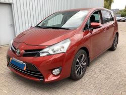 Rot Gebraucht 2017 Toyota Verso Edition-S Van / Kleinbus | 17.500 € (Etwas zu teuer)