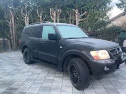 Schwarz Gebraucht 2003 Mitsubishi Pajero Edition SUV | 16.000 €