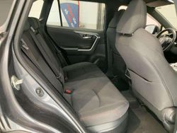 Grau Gebraucht 2022 Toyota RAV4 Hybrid SUV | 35.950 € (Superpreis)