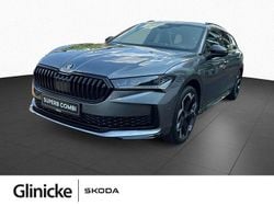Graphitegrau metallic Neu 2025 Skoda Superb SportLine Kombi | 49.490 € (Superpreis)