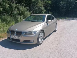 Beige Gebraucht 2009 BMW 330 Coupé | 10.000 € (Superpreis)