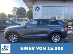 Grau metallic Gebraucht 2021 Skoda Kodiaq Style SUV | 29.870 € (Fairer Preis)