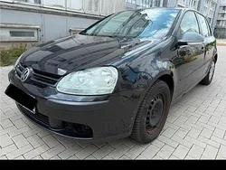 Schwarz Gebraucht 2006 VW Golf V Limousine | 750 € (Fairer Preis)