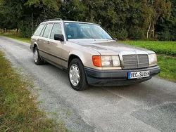 Grau Gebraucht 1986 Mercedes E300 Kombi | 10.500 €