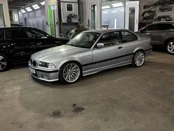 Silber Gebraucht 1998 BMW 328 M Sport Limousine | 20.000 €