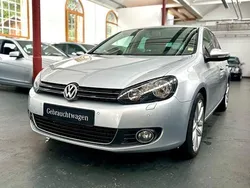 Silber Gebraucht 2010 VW Golf VI Highline Limousine | 9.900 € (Etwas zu teuer)